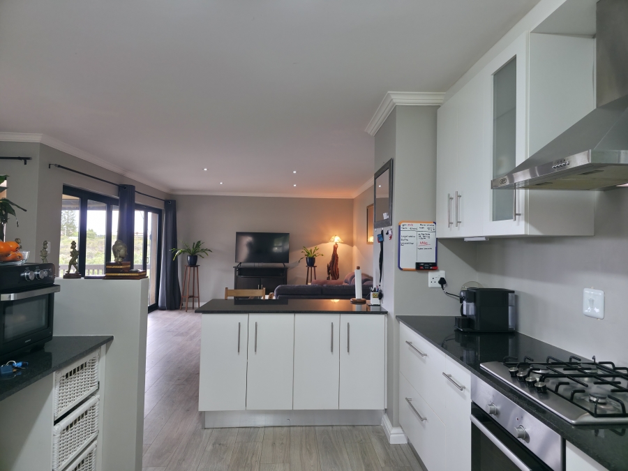 2 Bedroom Property for Sale in Noorsekloof Eastern Cape